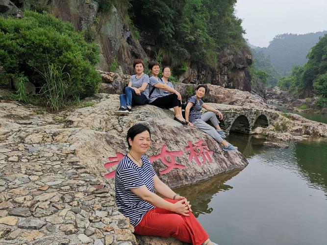 姐妹们开心游贝里溪蟹谷和三落厝