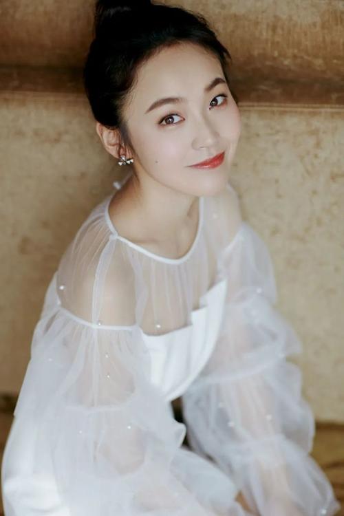 《欢乐颂3》"五美"大换血,小包总退场,男主竟是硬汉形象的他.