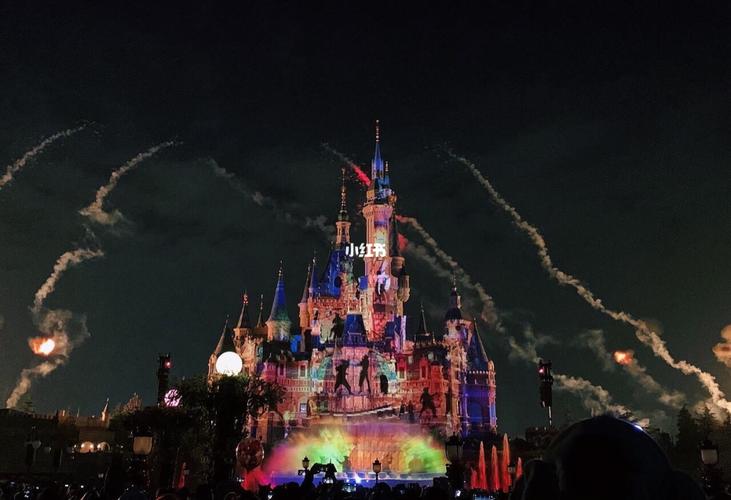 迪士尼壁纸|烟花背景图|迪士尼烟花壁纸_壁纸_烟花_迪士尼怎么样_壁纸