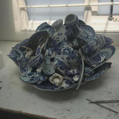 另类陶瓷修复荷兰大师钟情中国瓷器收集废弃碎瓷片玩出新花样
