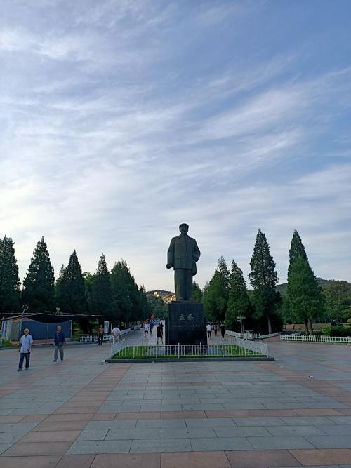 孟泰公园的清晨