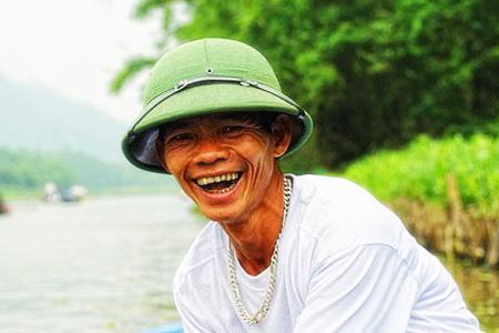 越南几大怪 男人戴绿帽花钱用麻袋(组图)