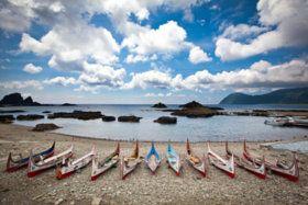 兰屿东清湾拼板舟 - stock photo