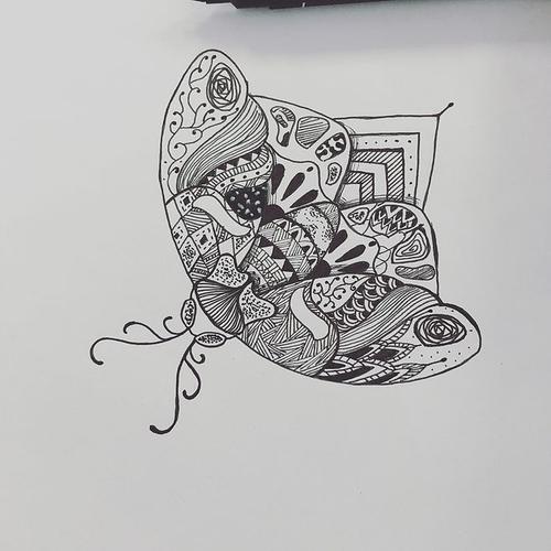 线描手绘图案