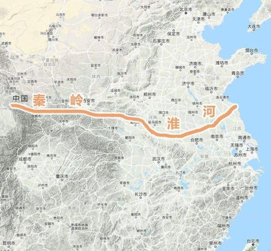 河南南阳国家历史文化名城全国唯一秦岭淮河均穿境而过的城市