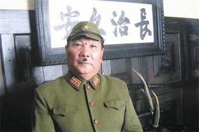 大佐相当于什么级别的官?为啥日本士兵都想当?看看福利就懂了