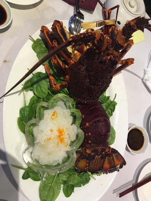 老公发工资请吃龙虾大餐