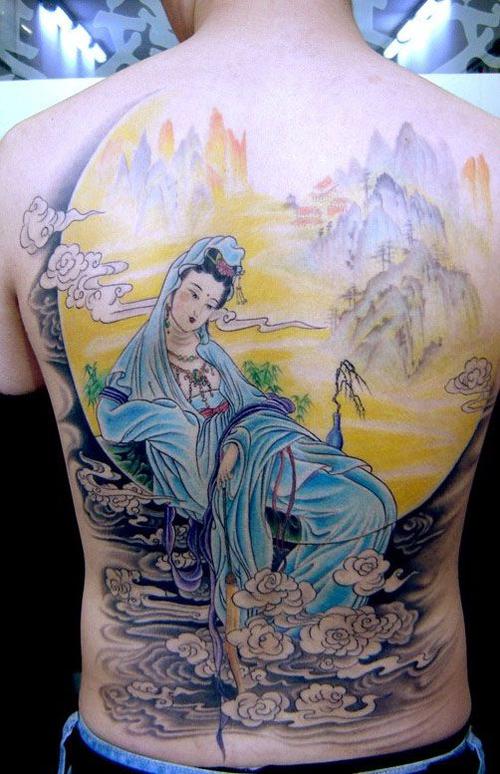 满背月下观音纹身图案