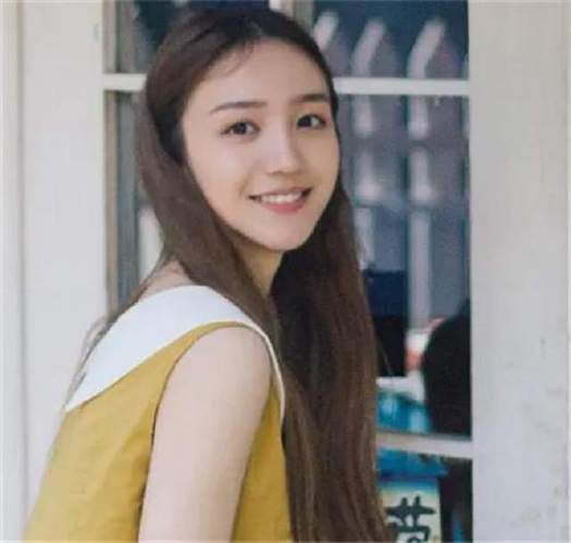 女演员刘露,大闹高铁站威胁工作人员:你完了,现在还红