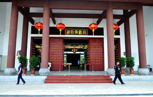 其它 大观天下之大观 写美篇 大观博物馆正门.