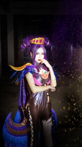 女王大人别散发魅力了都跪下啦芈月cos赏析