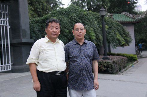 2011年的纪念  ■ 罗大耳朵