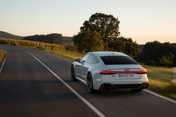 实力不容小觑!全新奥迪rs7 sportback加冕豪华轿跑之王!