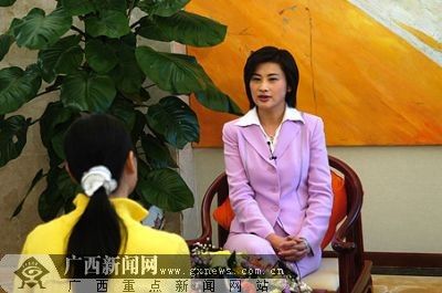 广西新闻网记者对话凤凰卫视"名嘴"吴小莉