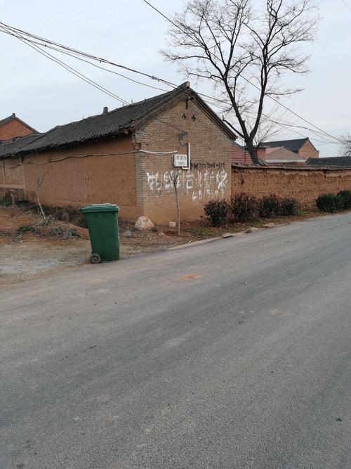 这是我村80一90年代的房屋.