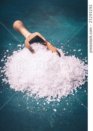 图库照片: sea salt on a pile