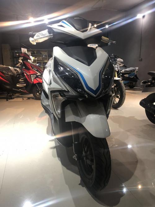 本田裂行125 rx125