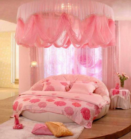 粉色系的公主风 双人圆床,抵抗不了这样梦幻呀