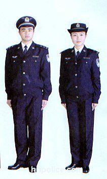 附件:公安机关人民警察警服主要品种穿着规范一,执勤服着春秋执勤服
