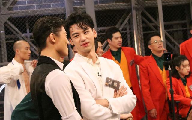 《舞蹈风暴》:刘迦和周冬雨这一首《慢慢喜欢你》,真的太圈粉