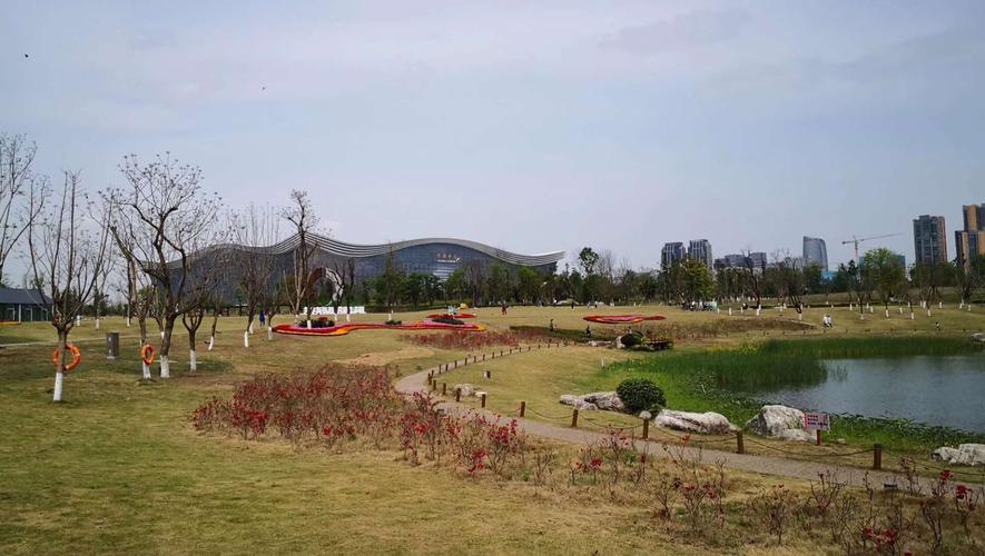 兔子带你看世界之桂溪生态公园:成都人的中央公园