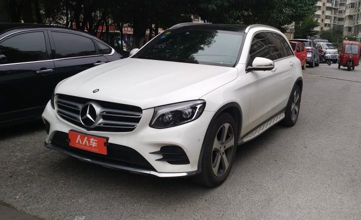 贵阳二手奔驰glc 2017 款 glc 300 4matic 豪华型 白色 - 小猪二手车