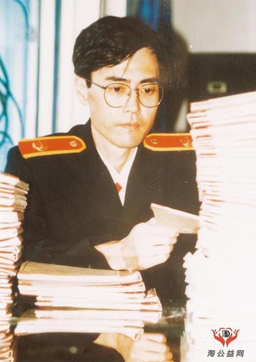 大连开发区法院的铁法官:谭彦