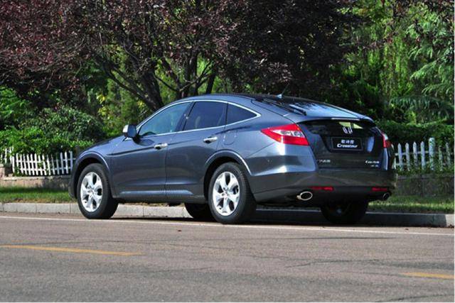 本田最失败的一款车,轿跑 溜背不输宝马x6,却连续5月吃零蛋