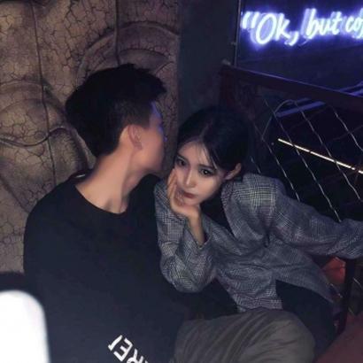 情头两人同框再虐狗 高清甜蜜的秀恩爱虐狗情侣头像图片