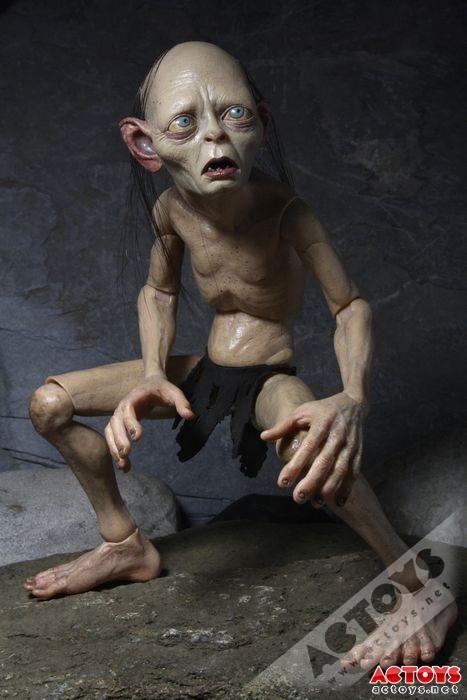 neca 魔戒 1/4 堕落的霍比特人咕噜姆