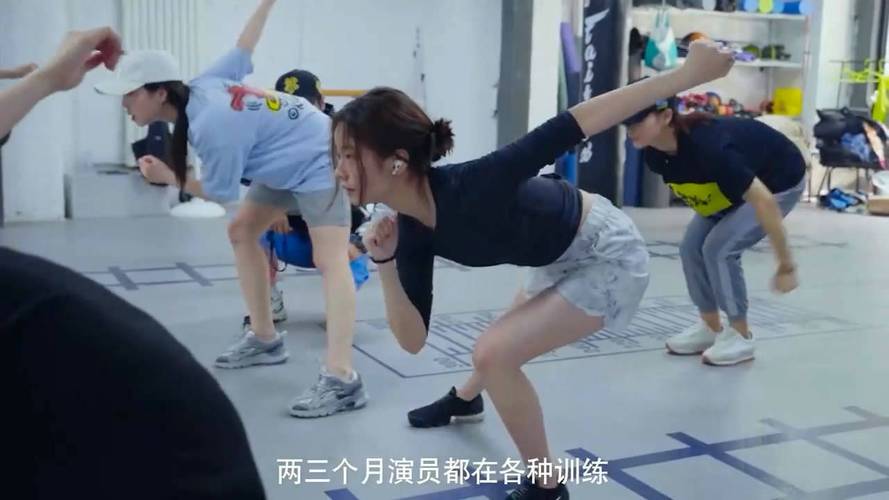 超越花絮:为了拍戏的效果,李庚希训练了好几个月体能