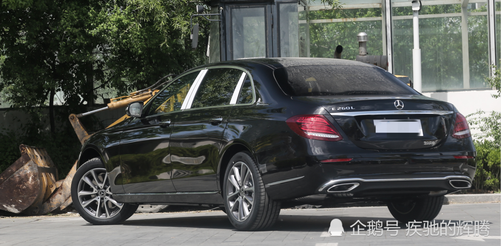 2021款奔驰e级与2020款奔驰e级,您觉得哪款车型开出去