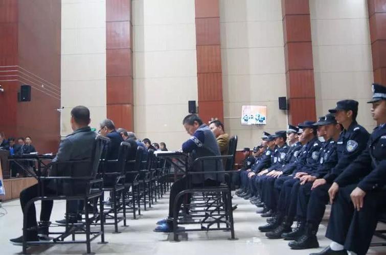 南康打掉两个恶势力犯罪集团,18人被公开受审!