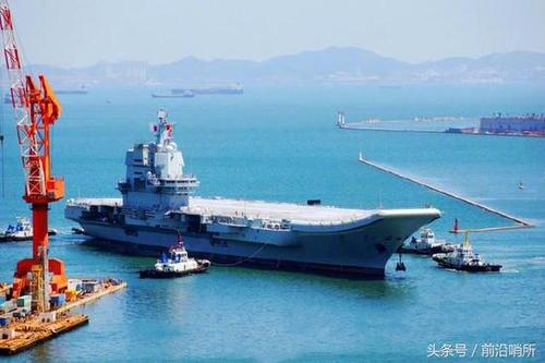 图为002型国产航母