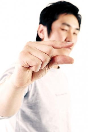 最近,有媒体公布了全球范围内男人"老二"平均值,勃起时平均14厘米