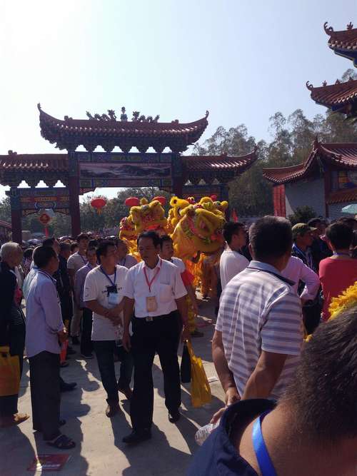 国庆快乐,畅游岑溪东山公园,2018-10-4农历八月二十五