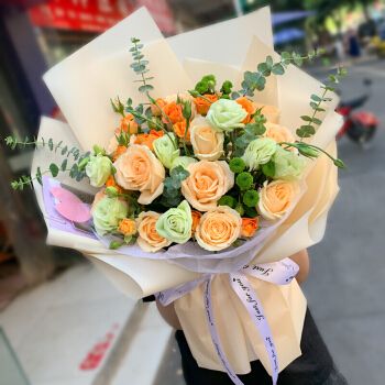 鲜花同城配送33朵香槟玫瑰混搭红玫瑰花束生日纪念日礼物送女友闺蜜