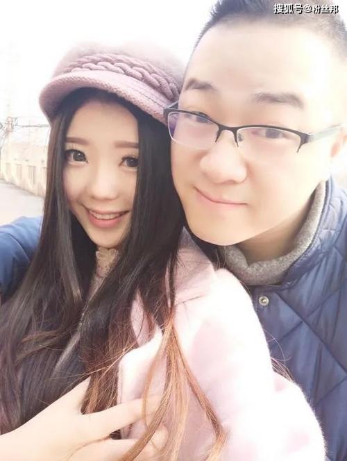 阿哲官宣婚纱照后,yy头部主播基本都结婚了,就差文儿和毕加索了