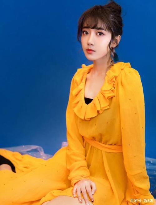 今日图集分享:李艺彤