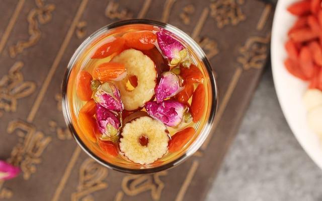 养好气血胜过吃补药!每天一杯,美容养颜抗衰老