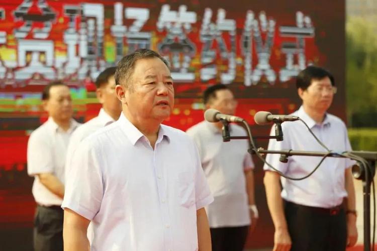 夏邑县消费扶贫月展销会在县长寿广场隆重举行