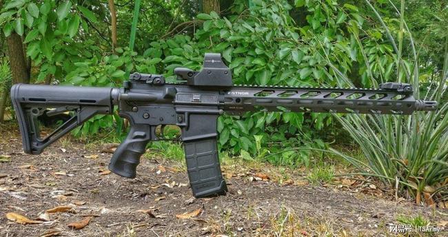 ar15突击步枪