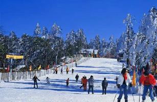 西安第一高山雪场——丰裕庄园滑雪场