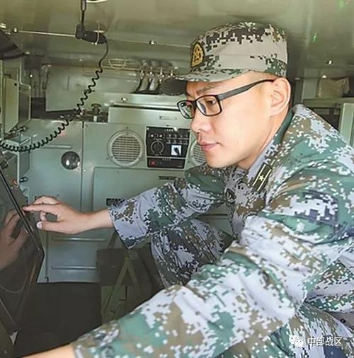 第82集团军某防空旅一营营长李志宇:"学霸"营长,不走寻常路!