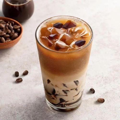 咖啡冻邂逅奶茶,醇苦与奶茶于口中交织碰撞