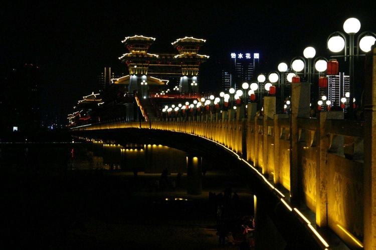 古渡廊桥夜景美