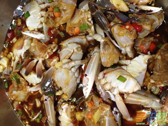 香辣腌螃蟹的好吃做法图解