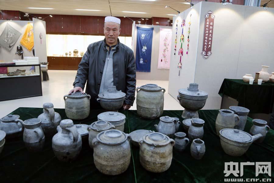 弘扬传统文化 青海举办西宁非物质文化遗产展