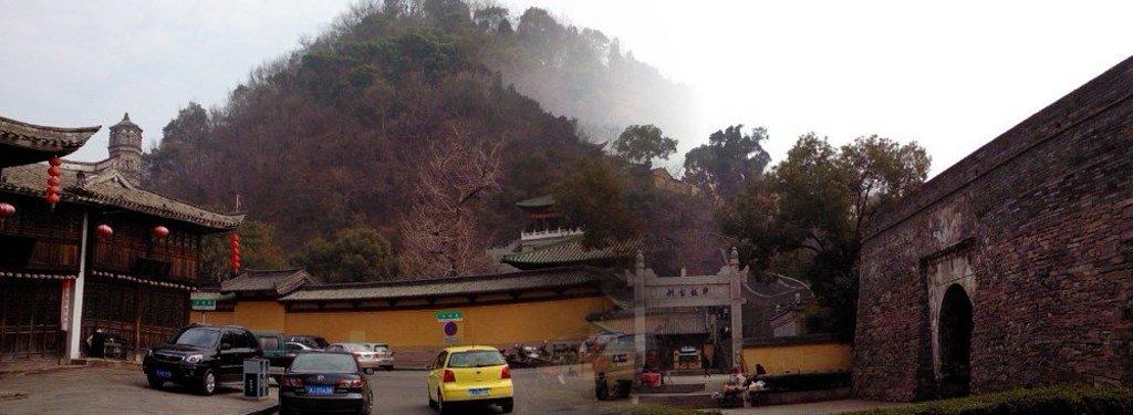 龙兴寺