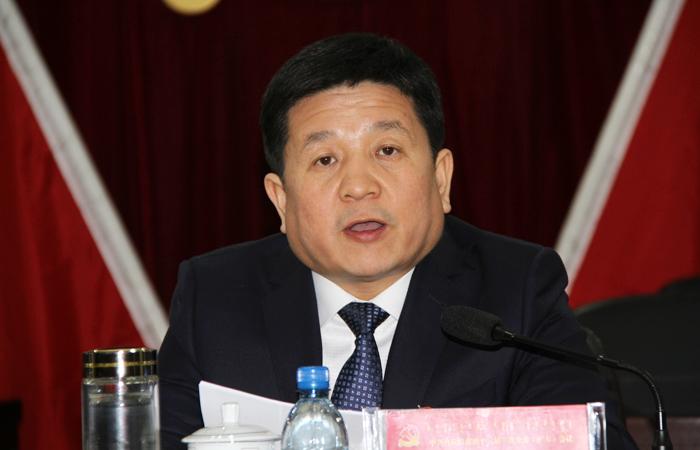 乌拉特前旗召开旗委十三届三次全委(扩大)会议